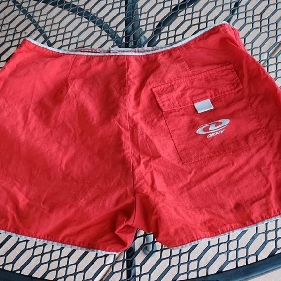 DKNY Red Running Zippered Sz. 8 Shorts - Picture 7 of 12